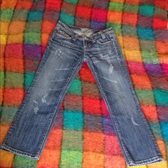 Miss Me Other - Girl Miss Me Grind Distressed Embroidery Jeans 26
